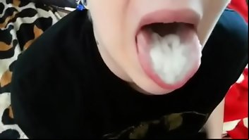 Footjob Cumshot Teen Amateur 